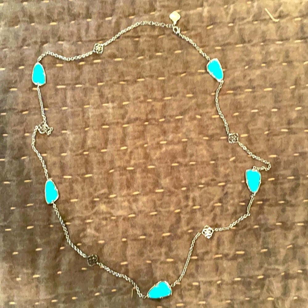 Kendra Scott long necklace in gold